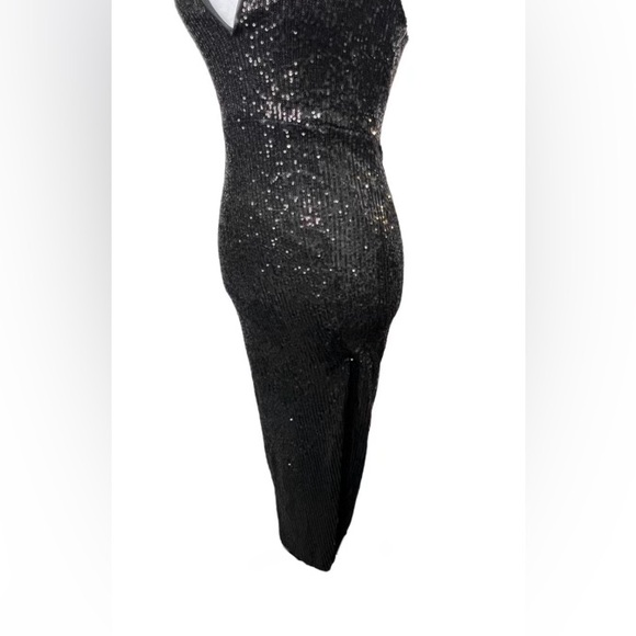 Celebrity Spaghetti Strap Black Sequins Midi Dress (NWT) Size: Large - Picture 4 of 7